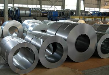 China 1000mm 1219mm Hot or Cold Rolled Steel Coil , 200 300 400 Series SS Coils JIS , AISI supplier