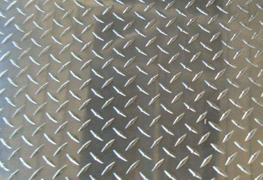 China Thickness Coated Aluminum Checkered Sheet , Roll Embossed Aluminum Plate For Insigns supplier
