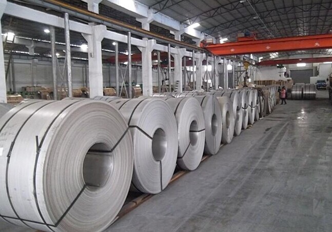 ASTM AISI JIS 2B / No.1 Cold / Hot Rolled Stainless Steel Coil for building material