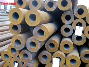 Round ASTM A192 Seamless Carbon Steel Boiler Tubes Black Painting supplier