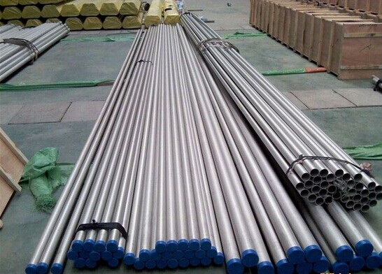 Grade 304 Heat Exchanger Tubes Seamless Boiler Steel Pipe / Piping Pickled Surface