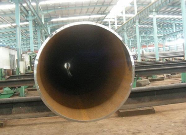 Black Painted LSAW / ERW Welded Steel Pipe , Seamless Carbon Steel Pipe For Construction