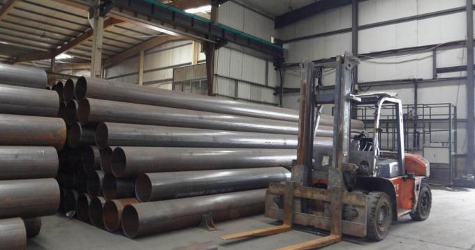 Gas / Water / Oil Transportation CS Seamless Carbon Steel Pipe Hot Rolled